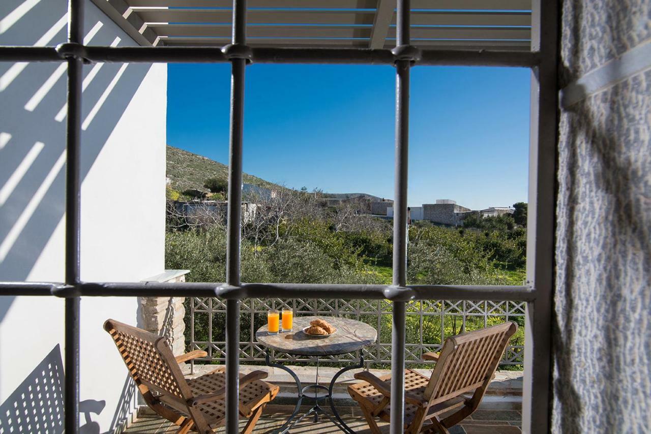 Oniropetra Luxury Suites Armakha Exterior foto
